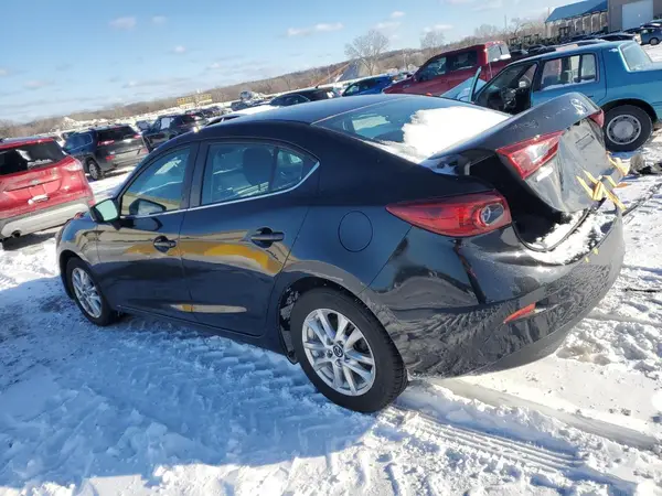 3MZBN1U78HM137880 2017 MAZDA 3 - Image 2