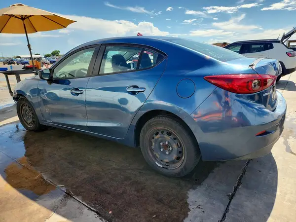 3MZBN1U78HM158020 2017 MAZDA 3 - Image 2