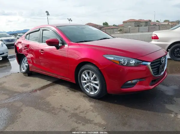 3MZBN1U78JM159769 2018 MAZDA 3 - Image 1