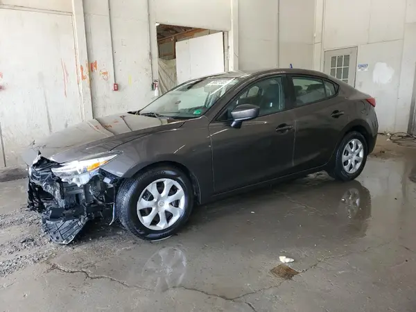 3MZBN1U78JM160257 2018 MAZDA 3 - Image 1
