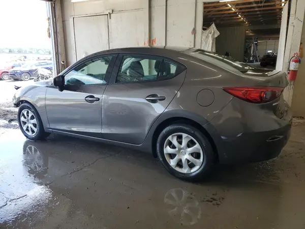 3MZBN1U78JM160257 2018 MAZDA 3 - Image 2