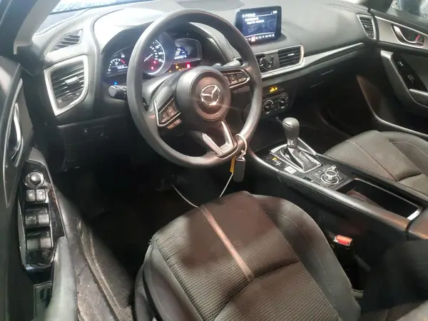 3MZBN1U78JM162395 2018 MAZDA 3 - Image 8