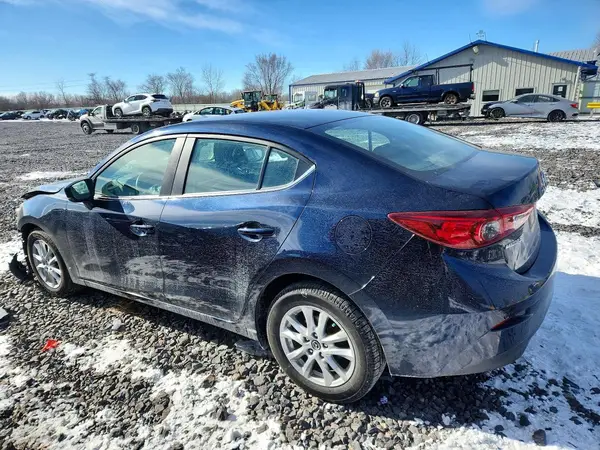 3MZBN1U78JM167869 2018 MAZDA 3 - Image 2