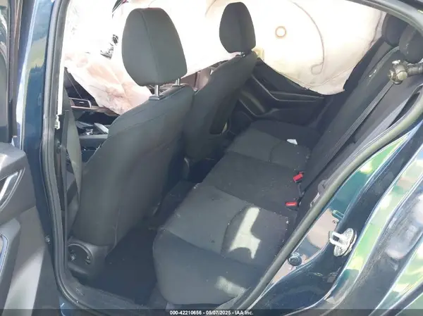 3MZBN1U78JM168813 2018 MAZDA 3 - Image 8