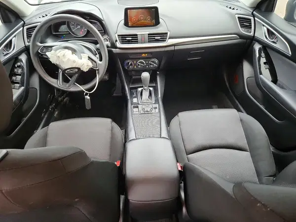 3MZBN1U78JM203902 2018 MAZDA 3 - Image 8