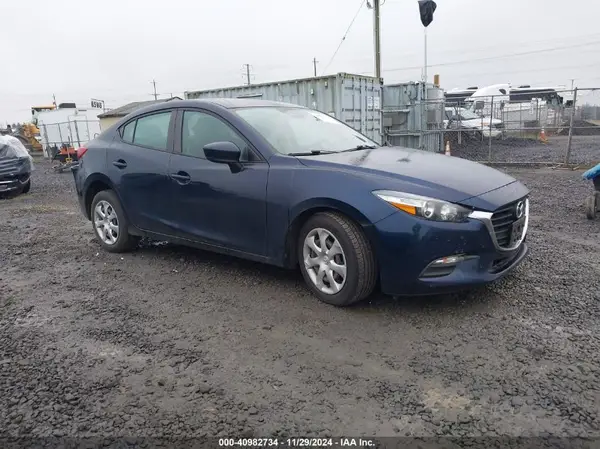 3MZBN1U78JM203964 2018 MAZDA 3 - Image 1