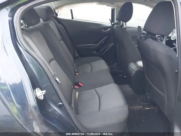 3MZBN1U78JM203964 2018 MAZDA 3 - Image 8