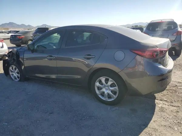3MZBN1U78JM216472 2018 MAZDA 3 - Image 2