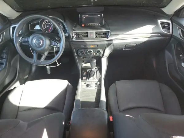 3MZBN1U78JM216472 2018 MAZDA 3 - Image 8