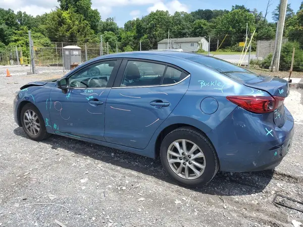 3MZBN1U78JM222823 2018 MAZDA 3 - Image 2