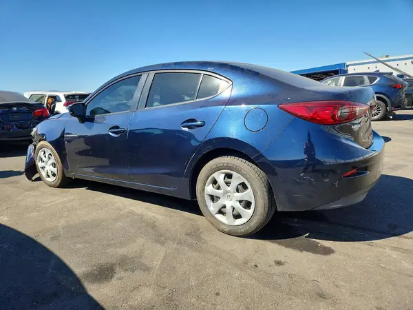 3MZBN1U78JM230968 2018 MAZDA 3 - Image 2