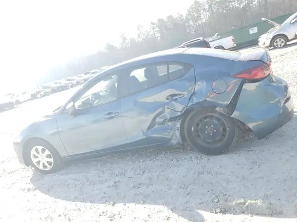 3MZBN1U78JM240710 2018 MAZDA 3 - Image 2