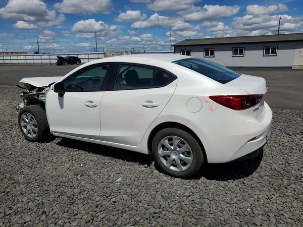 3MZBN1U78JM242814 2018 MAZDA 3 - Image 2