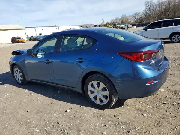3MZBN1U78JM260777 2018 MAZDA 3 - Image 2