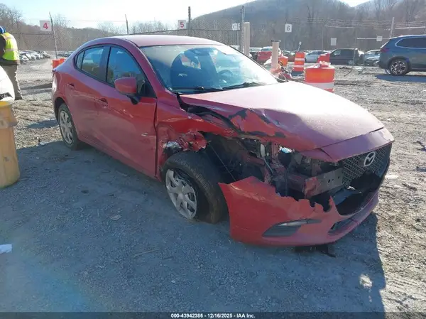 3MZBN1U78JM267356 2018 MAZDA 3