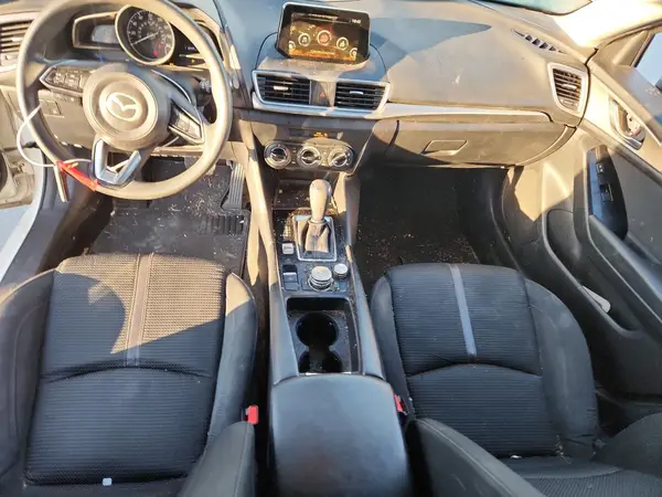3MZBN1U79HM103351 2017 MAZDA 3 - Image 8