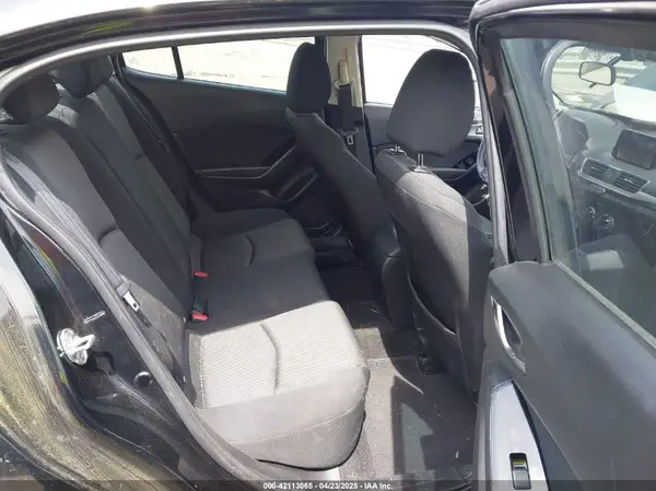 3MZBN1U79HM106069 2017 MAZDA 3 - Image 8
