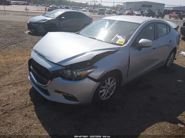 3MZBN1U79HM107190 2017 MAZDA 3 - Image 2