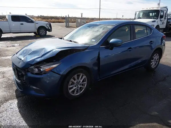 3MZBN1U79HM113023 2017 MAZDA 3 - Image 2