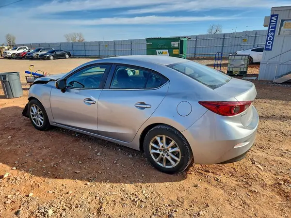3MZBN1U79HM136477 2017 MAZDA 3 - Image 2