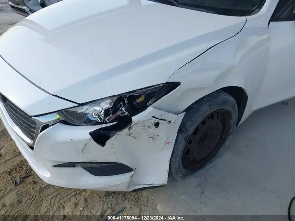 2017 MAZDA 3 auction photo 6