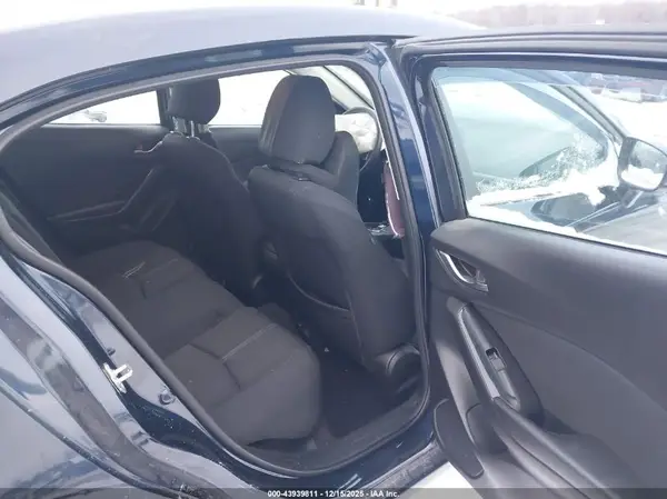 3MZBN1U79HM153179 2017 MAZDA 3 - Image 8