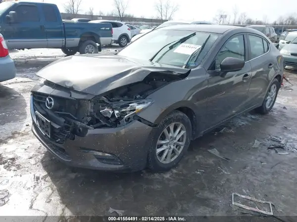 3MZBN1U79HM156714 2017 MAZDA 3 - Image 2