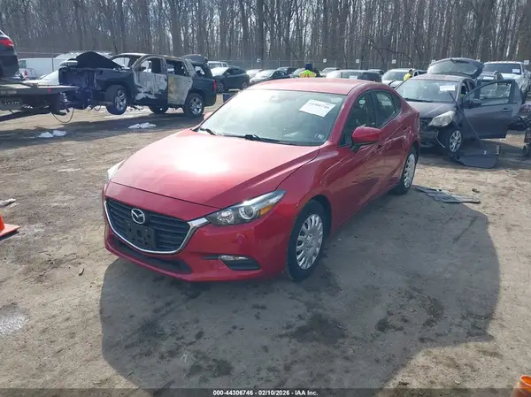 3MZBN1U79JM161840 2018 MAZDA 3 - Image 2