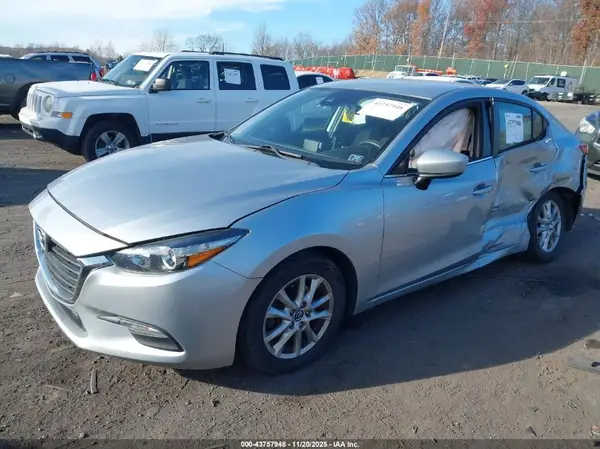 3MZBN1U79JM168710 2018 MAZDA 3 - Image 2