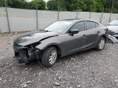 3MZBN1U79JM175043 2018 MAZDA 3