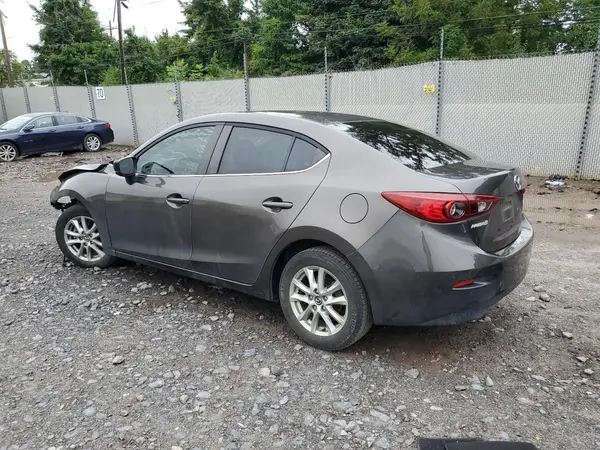 3MZBN1U79JM175043 2018 MAZDA 3 - Image 2