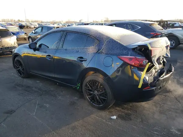 3MZBN1U79JM177617 2018 MAZDA 3 - Image 2