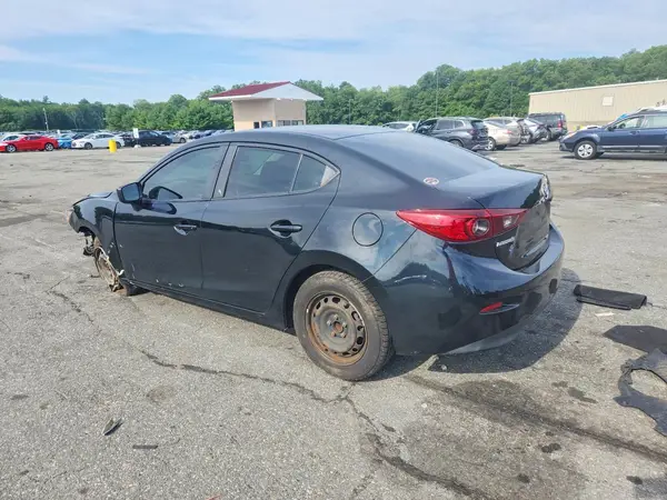 3MZBN1U79JM200913 2018 MAZDA 3 - Image 2