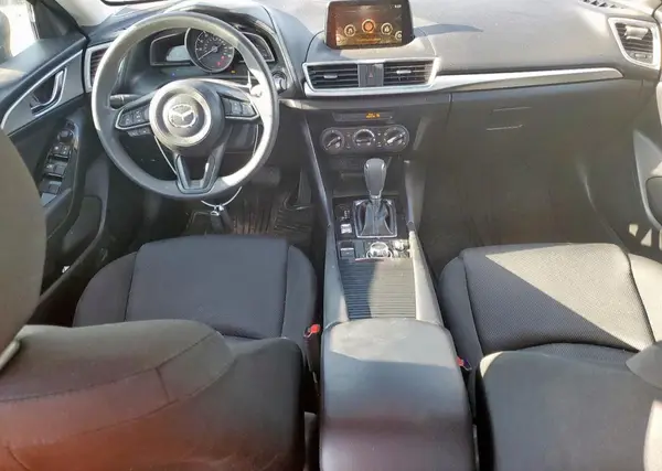 3MZBN1U79JM216013 2018 MAZDA 3 - Image 8