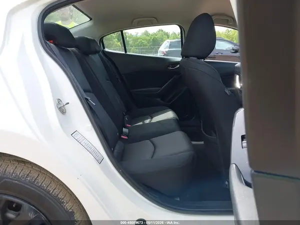 3MZBN1U79JM218201 2018 MAZDA 3 - Image 8