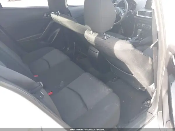 3MZBN1U79JM226475 2018 MAZDA 3 - Image 8