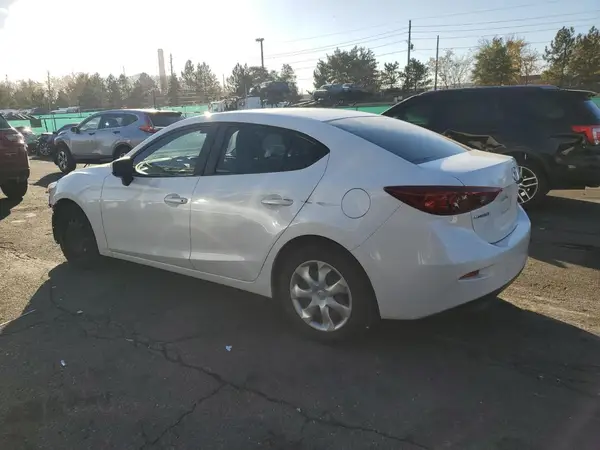 3MZBN1U79JM231417 2018 MAZDA 3 - Image 2