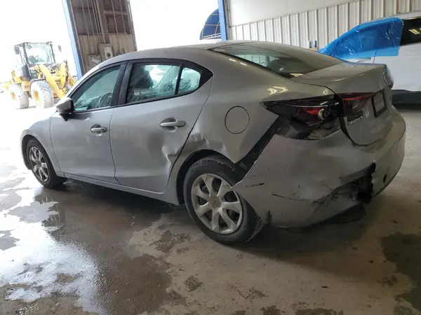 3MZBN1U79JM233412 2018 MAZDA 3 - Image 2