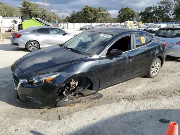 3MZBN1U79JM239212 2018 MAZDA 3 - Image 1