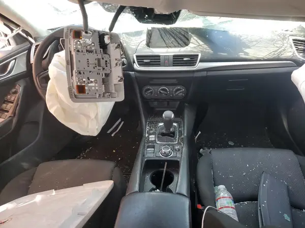 3MZBN1U79JM271691 2018 MAZDA 3 - Image 8