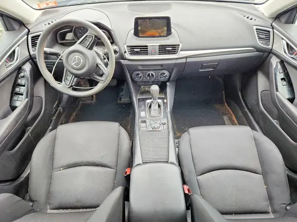 3MZBN1U7XHM102620 2017 MAZDA 3 - Image 8