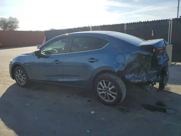 3MZBN1U7XHM108963 2017 MAZDA 3 - Image 2