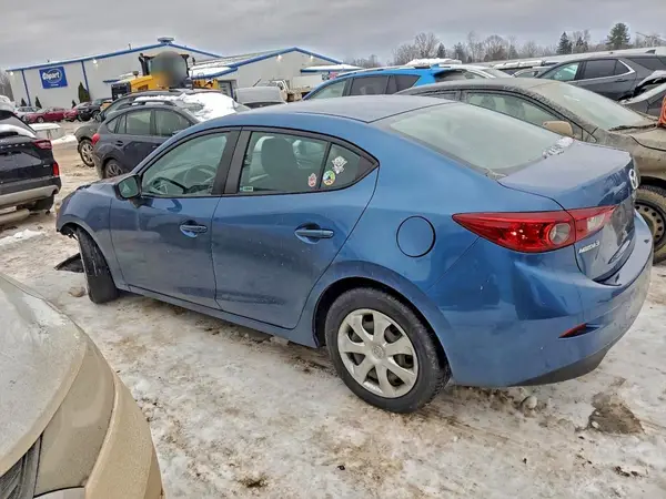 3MZBN1U7XHM110034 2017 MAZDA 3 - Image 2