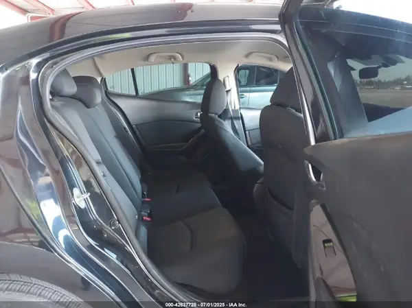 3MZBN1U7XHM112673 2017 MAZDA 3 - Image 8