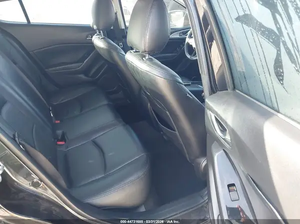 3MZBN1U7XHM152283 2017 MAZDA 3 - Image 8