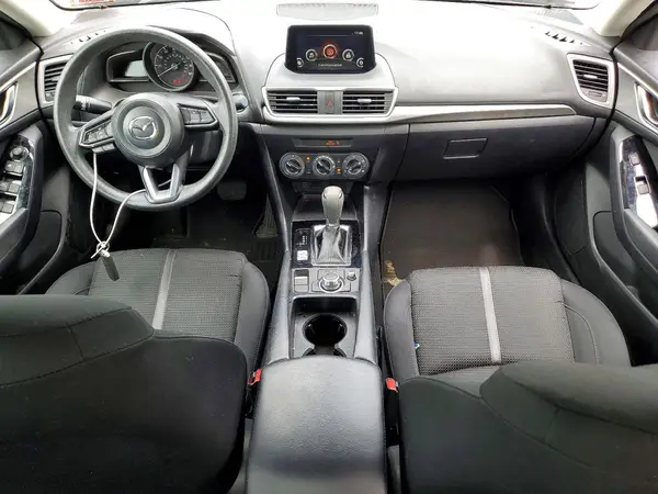 3MZBN1U7XJM158638 2018 MAZDA 3 - Image 8
