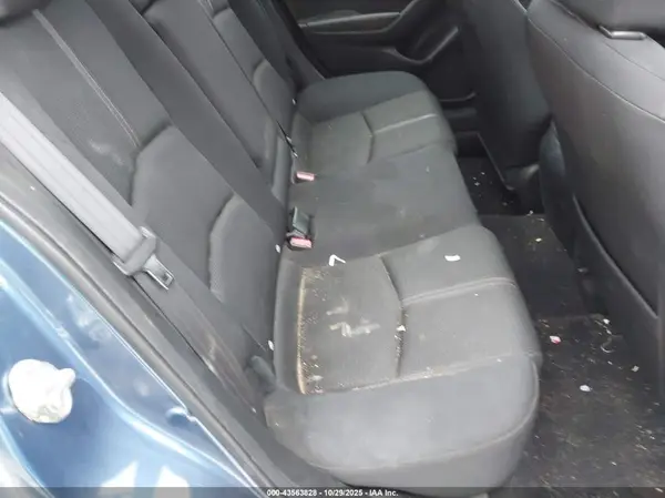 3MZBN1U7XJM160177 2018 MAZDA 3 - Image 8