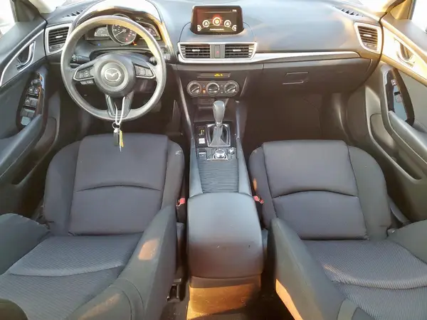 3MZBN1U7XJM160213 2018 MAZDA 3 - Image 8