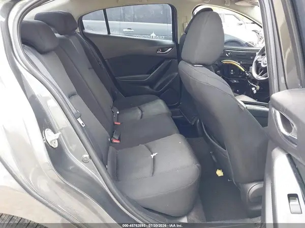 3MZBN1U7XJM161443 2018 MAZDA 3 - Image 8