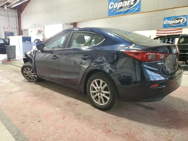 3MZBN1U7XJM170000 2018 MAZDA 3 - Image 2